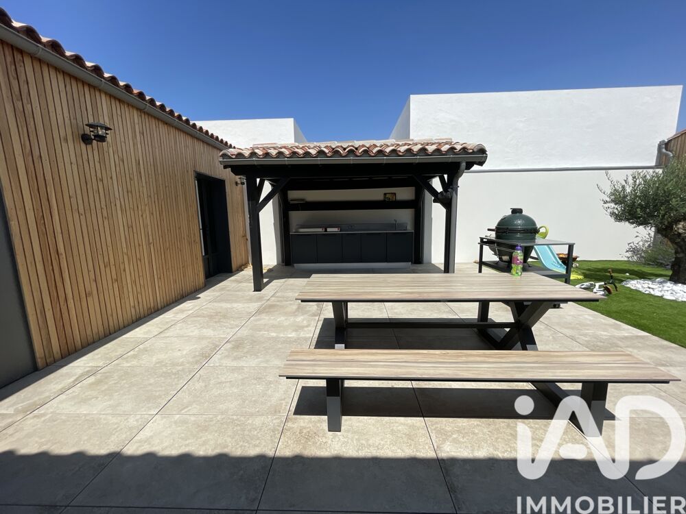 � vendre  Villa Dompierre-sur-Mer (17139)