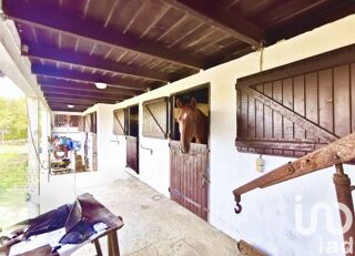  Maison  vendre 9 pices 290 m