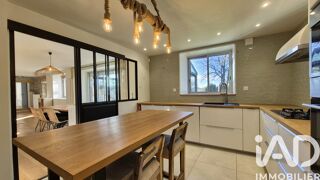  Maison � vendre 9 pi�ces 240 m�