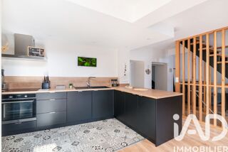  Maison � vendre 5 pi�ces 240 m�