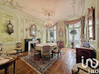  Appartement  vendre 8 pices 244 m