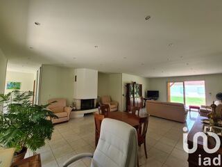  Maison  vendre 5 pices 228 m