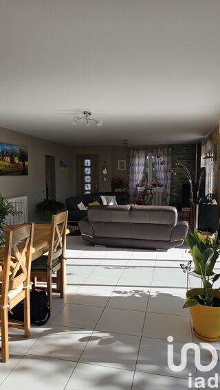  Maison � vendre 7 pi�ces 215 m�