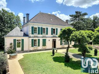  Maison  vendre 15 + pices 645 m