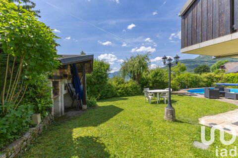   Vente Maison/villa 8 pices Maison - 8 pice(s) - 222 m