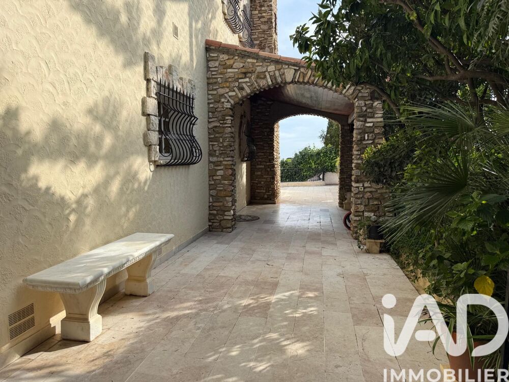 � vendre  Maison Roquebrune-Cap-Martin (06190)
