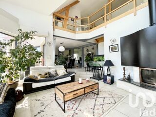  Maison � vendre 7 pi�ces 212 m�