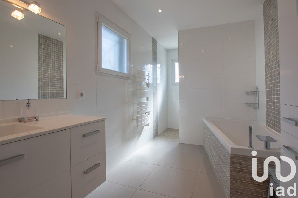  vendre  Villa Viviers-du-Lac (73420)