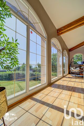  Maison � vendre 9 pi�ces 219 m�