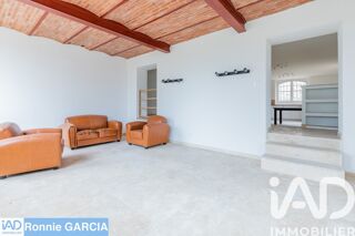  Maison  vendre 8 pices 210 m