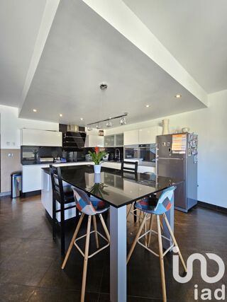  Maison � vendre 4 pi�ces 164 m�