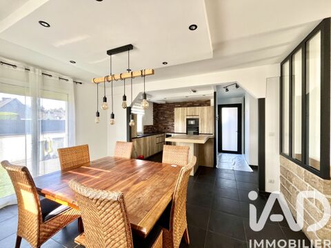   Vente Maison/villa 7 pi�ces Maison - 7 pi�ce(s) - 130 m�