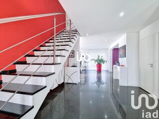  Villa � vendre 8 pi�ces 240 m�