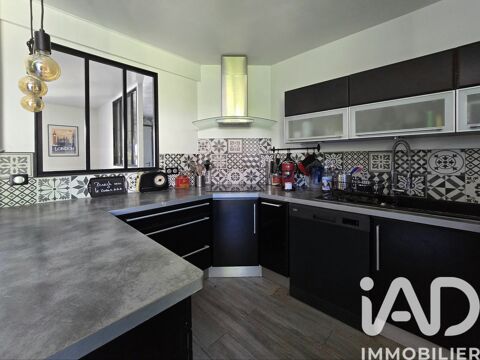   Vente Pavillon 7 pi�ces Maison - 7 pi�ce(s) - 120 m�