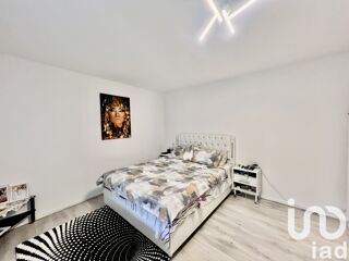  Immeuble � vendre 297 m�