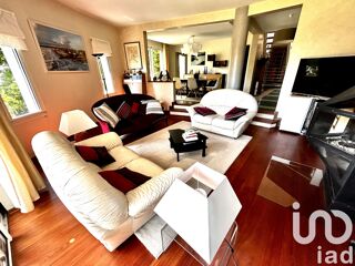  Maison  vendre 10 pices 250 m