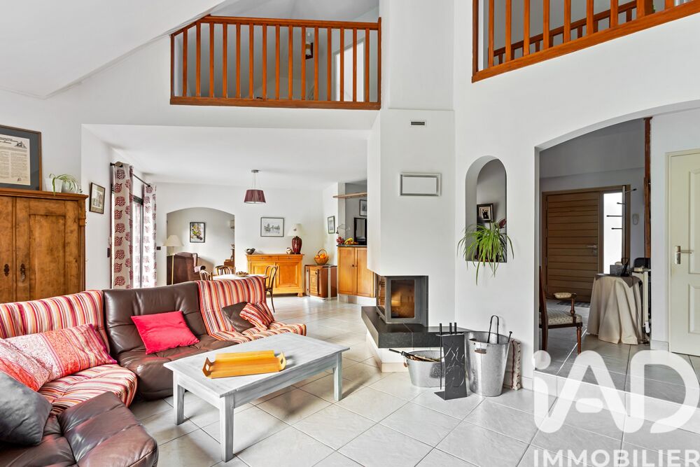 � vendre  Villa La Chapelle-sur-Erdre (44240)