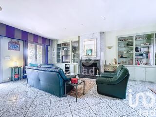  Maison  vendre 9 pices 300 m