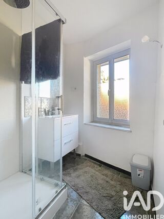  Immeuble � vendre 161 m�