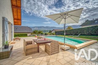  Maison  vendre 5 pices 210 m