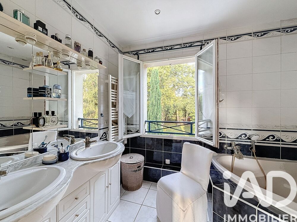 � vendre  Maison M�dan (78670)