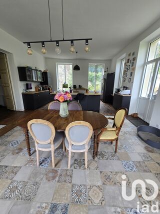  Maison � vendre 14 pi�ces 368 m�