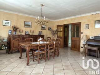  Immeuble � vendre 208 m�