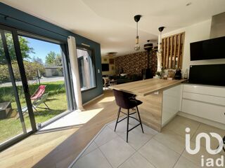  Maison  vendre 6 pices 122 m