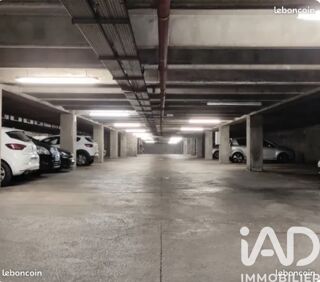  Parking / Garage � vendre 65 m�