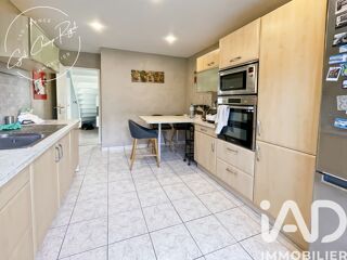  Maison � vendre 8 pi�ces 180 m�