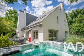  Maison  vendre 9 pices 245 m