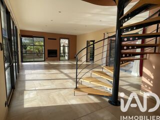  Villa � vendre 8 pi�ces 252 m�