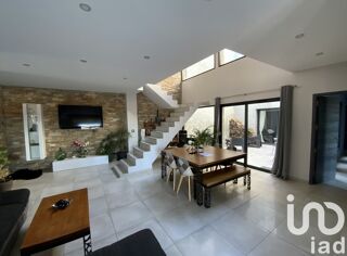  Maison � vendre 7 pi�ces 305 m�