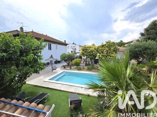  Maison � vendre 8 pi�ces 215 m�