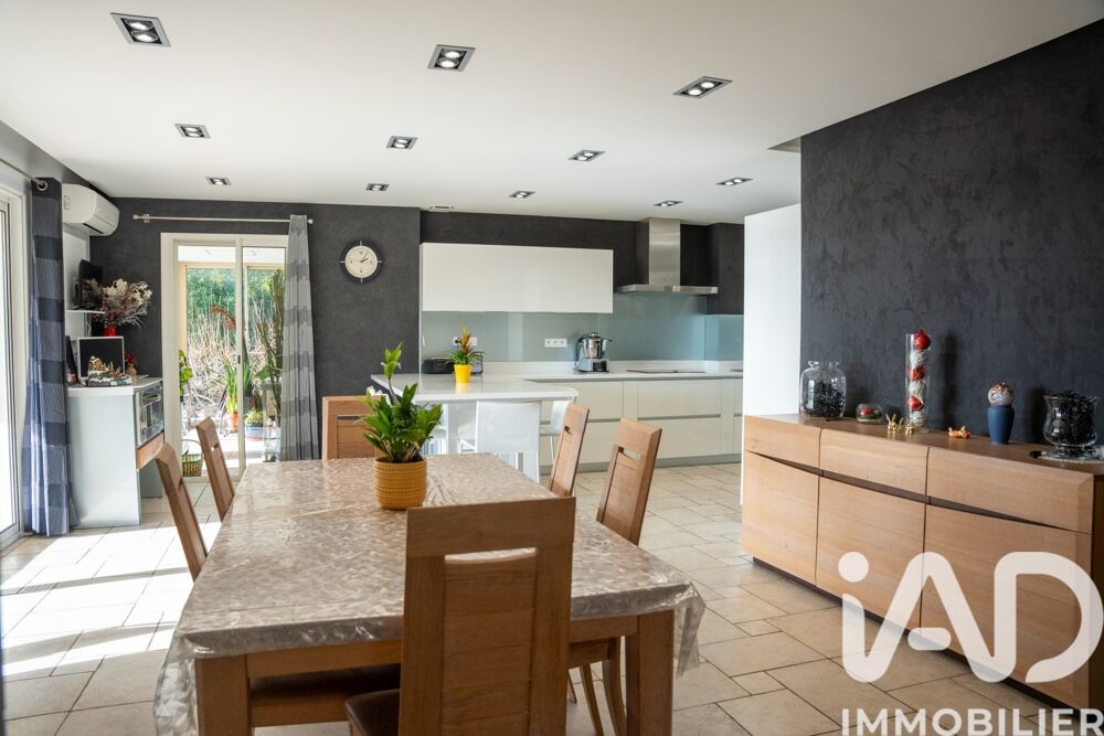 � vendre  Maison Crest (26400)