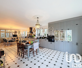  Maison � vendre 8 pi�ces 320 m�