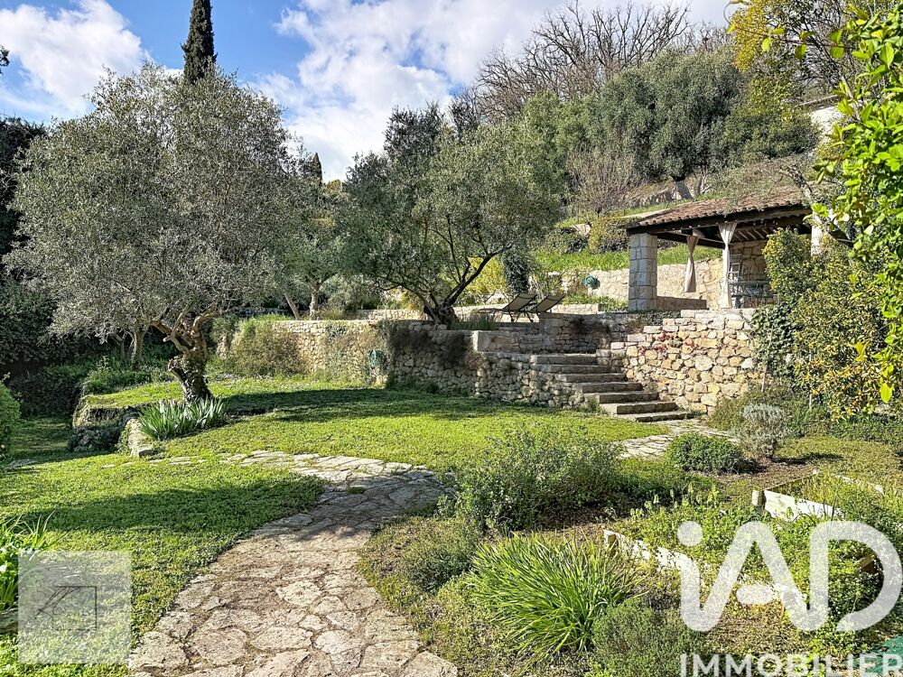 � vendre  Villa Montauroux (83440)