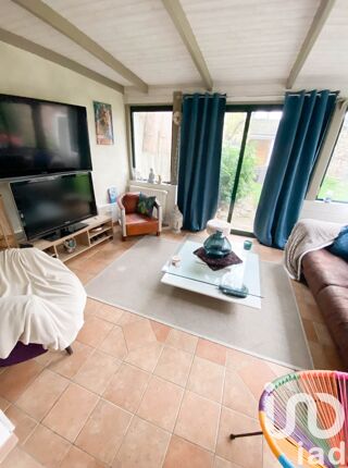  Maison  vendre 8 pices 219 m