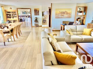  Maison � vendre 7 pi�ces 256 m�