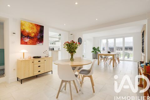   Vente Maison/villa 8 pi�ces Maison - 8 pi�ce(s) - 253 m�