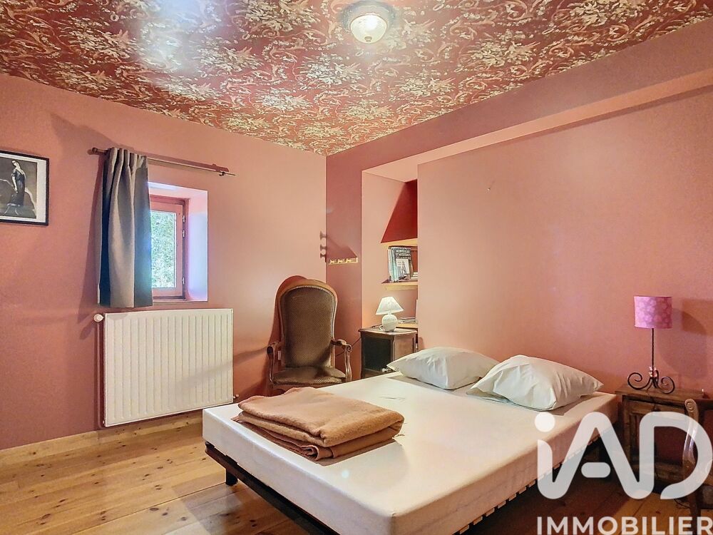 � vendre  Maison Saint-Genest-Malifaux (42660)