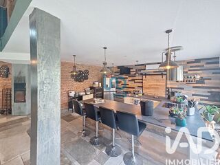  Maison  vendre 7 pices 243 m