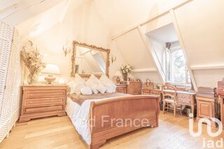  Villa � vendre 9 pi�ces 270 m�