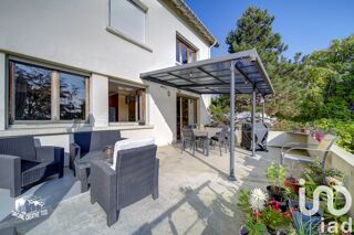  Maison � vendre 8 pi�ces 218 m�