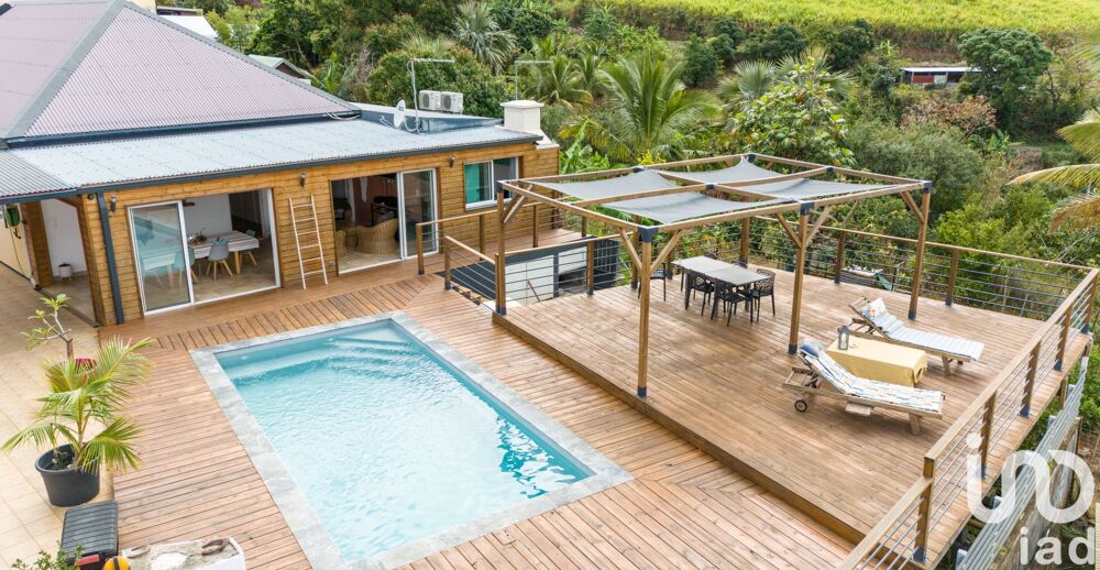 � vendre  Maison L' �tang-Sal� (97427)