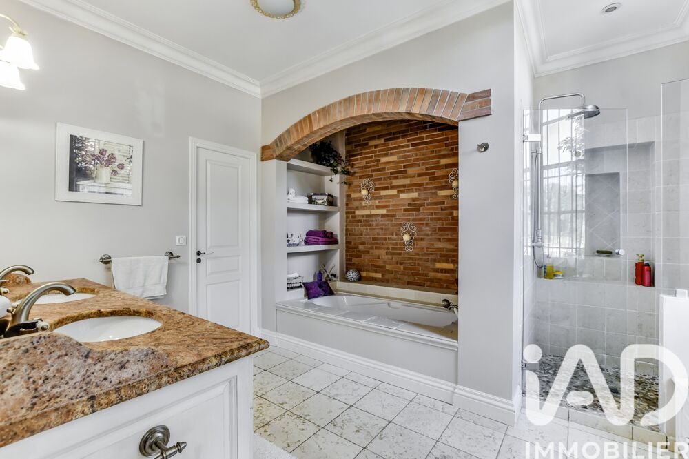 � vendre  Maison Larra (31330)