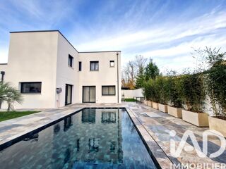  Maison 7 pi�ces 153 m� Orl�ans