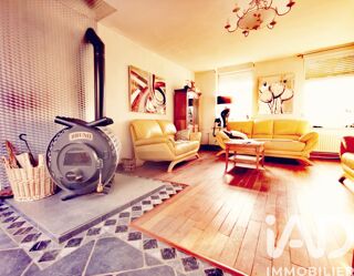  Maison  vendre 8 pices 300 m