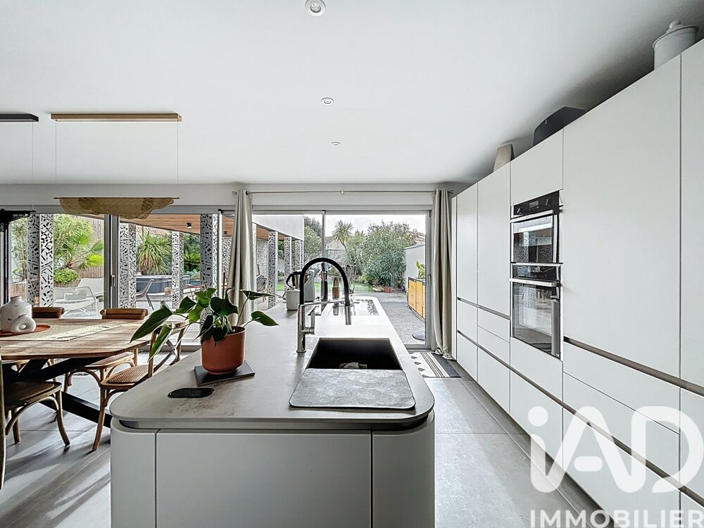  vendre  Villa La Rochelle (17000)