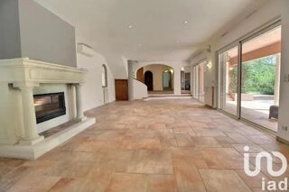  Maison  vendre 5 pices 240 m